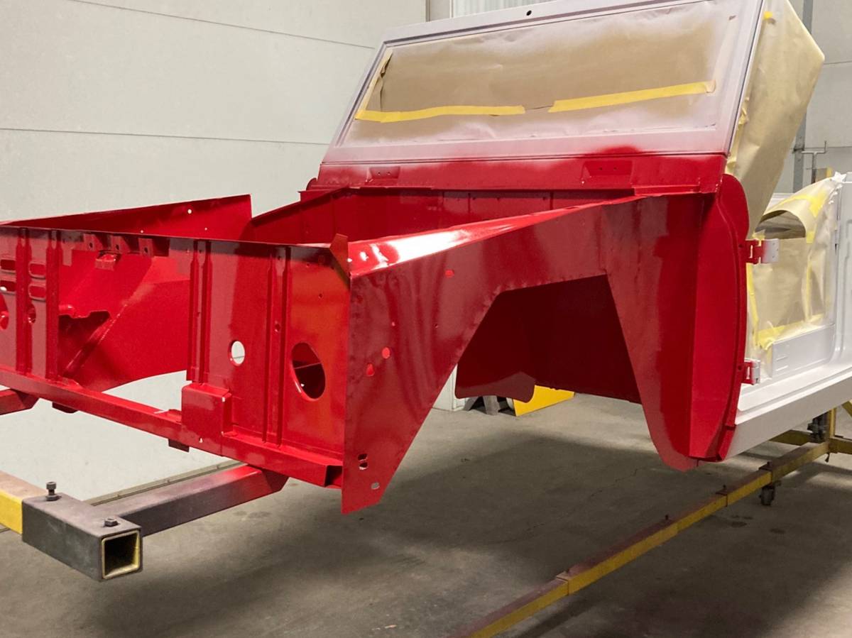 Ford-bronco-4x4-1976-red-19