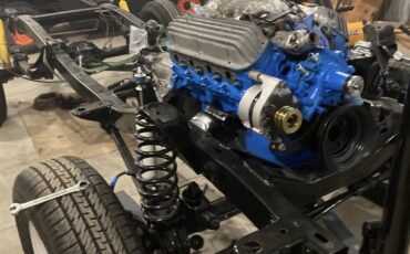 Ford-bronco-4x4-1976-red-21