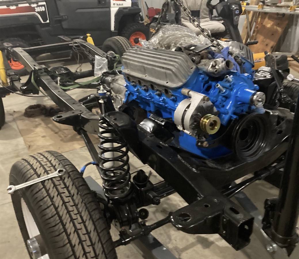 Ford-bronco-4x4-1976-red-21