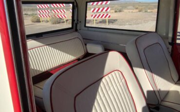 Ford-bronco-4x4-1976-red-4