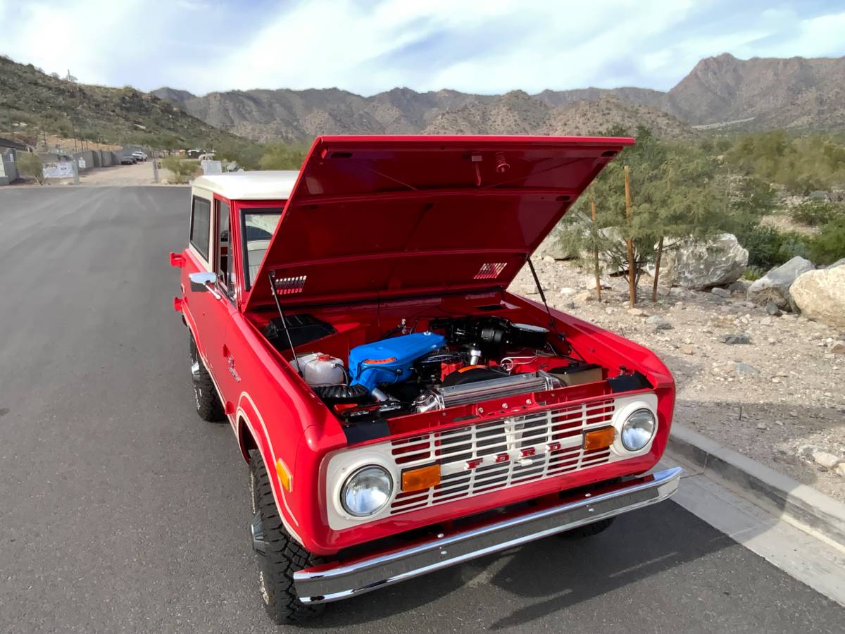 Ford-bronco-4x4-1976-red-6