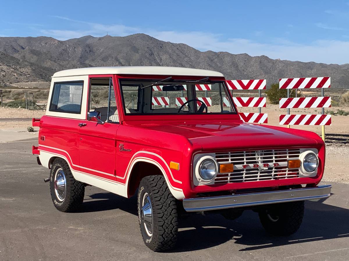 Ford-bronco-4x4-1976-red-9