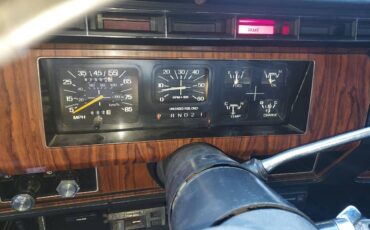 Ford-bronco-4x4-1983-black-2