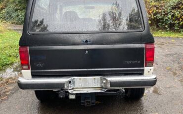 Ford-bronco-4x4-1989-white-6