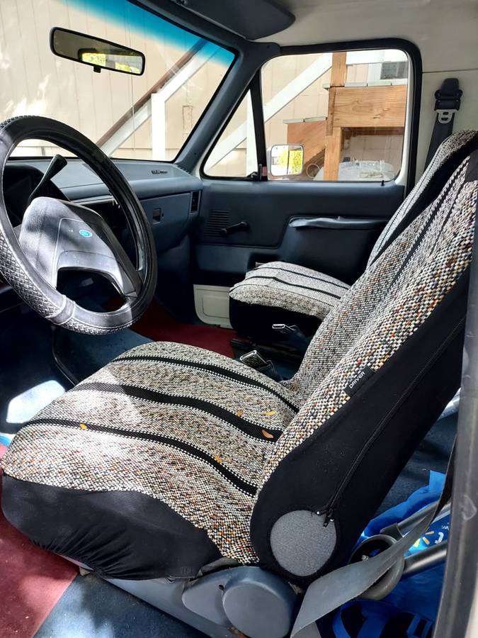 Ford-bronco-4x4-1990-white-6