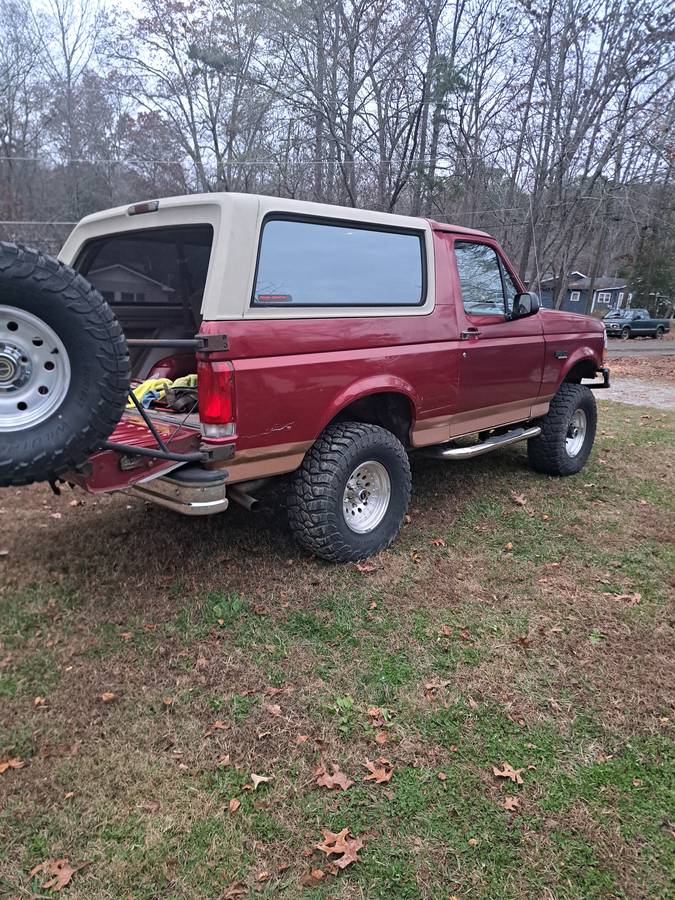 Ford-bronco-eddie-bauer-4x4-1995-red-9