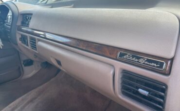 Ford-bronco-eddie-bauer-4x4-1996-red-1