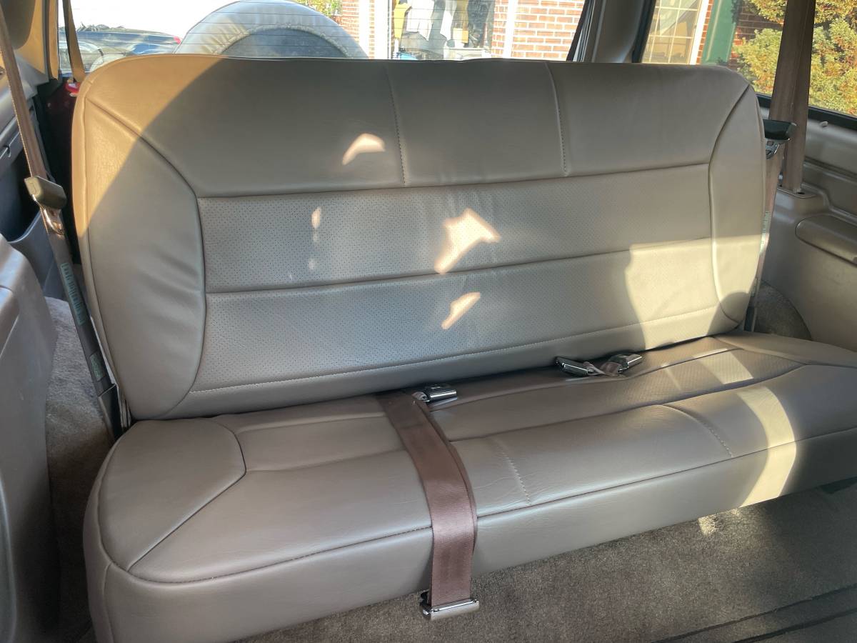 Ford-bronco-eddie-bauer-4x4-1996-red-4