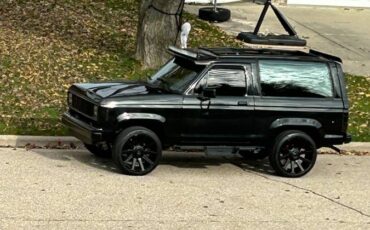 Ford-bronco-ii-1987-black