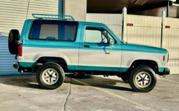 Ford-bronco-ii-1987-blue