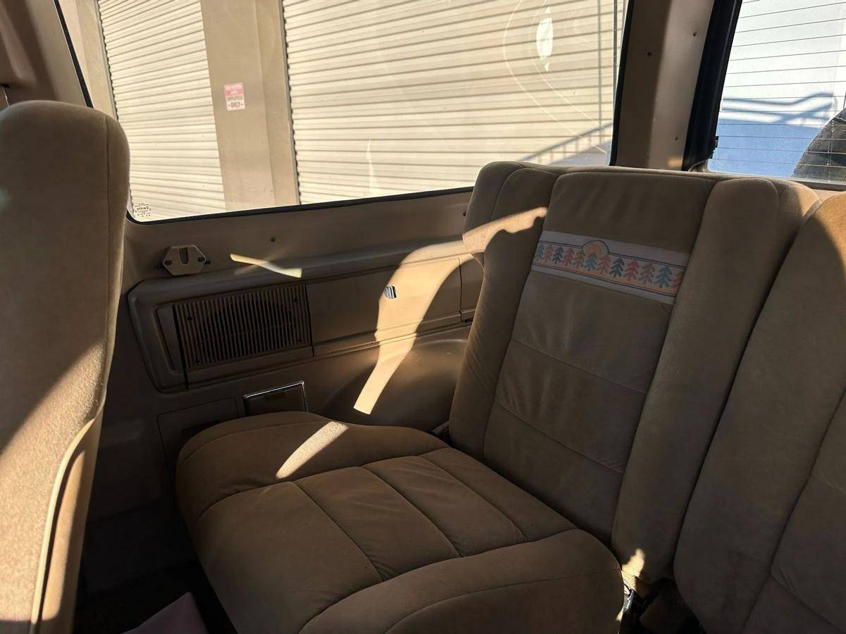 Ford-bronco-ii-1987-blue-12