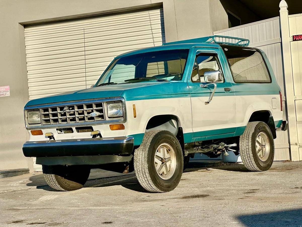 Ford-bronco-ii-1987-blue-4