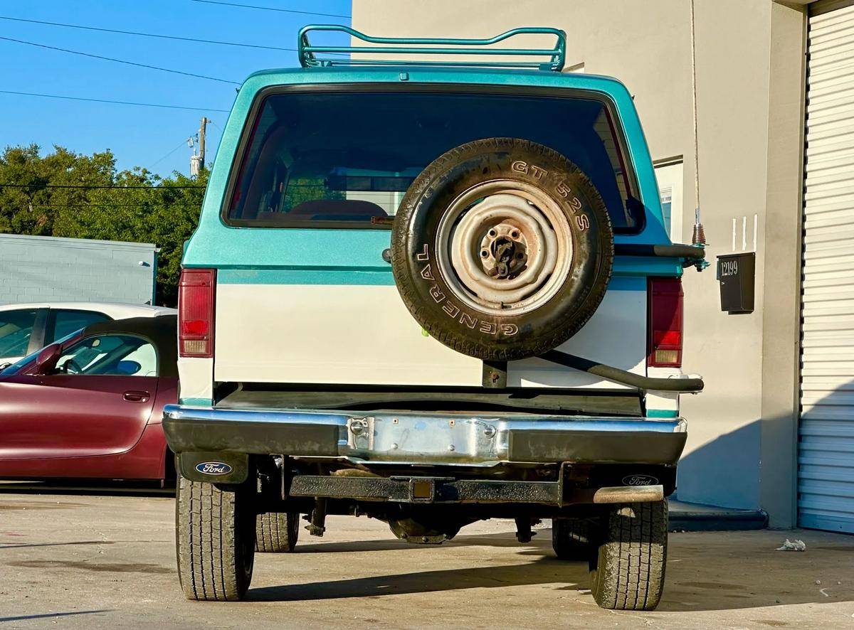Ford-bronco-ii-1987-blue-6