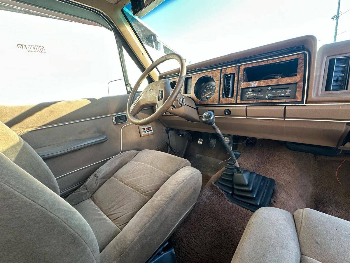 Ford-bronco-ii-1987-blue-8