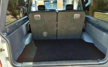 Ford-bronco-ii-1989-white-7