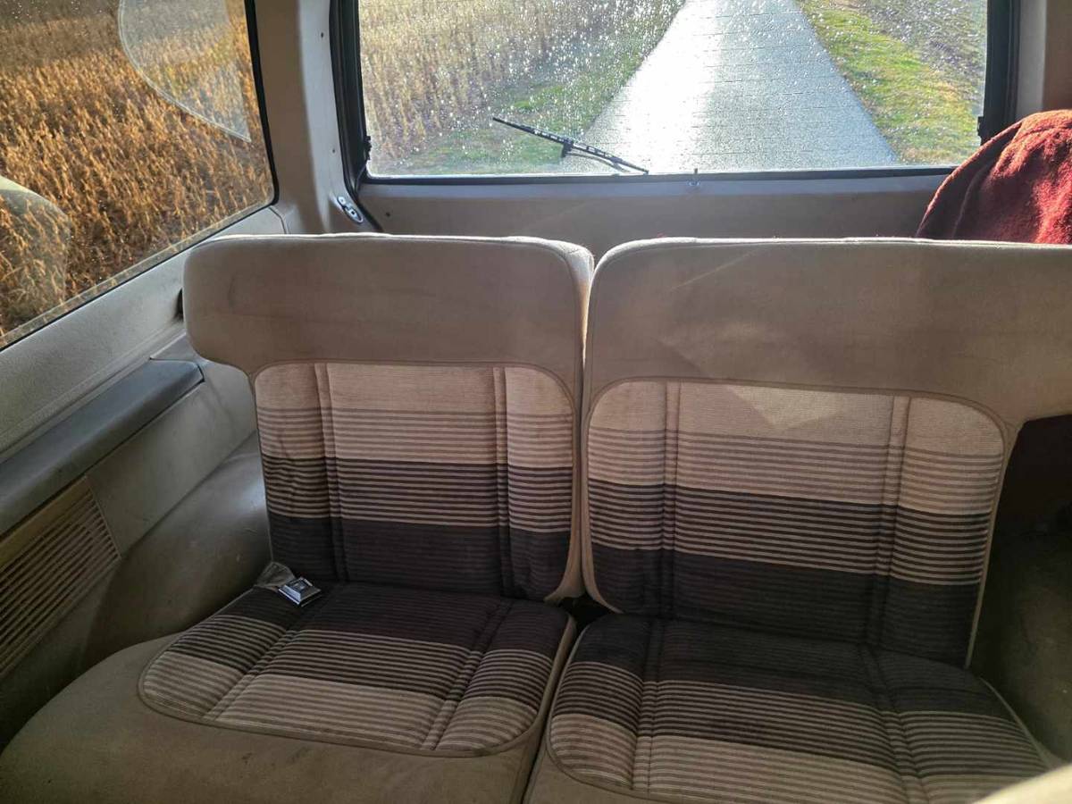 Ford-bronco-ii-xl-1989-brown-4