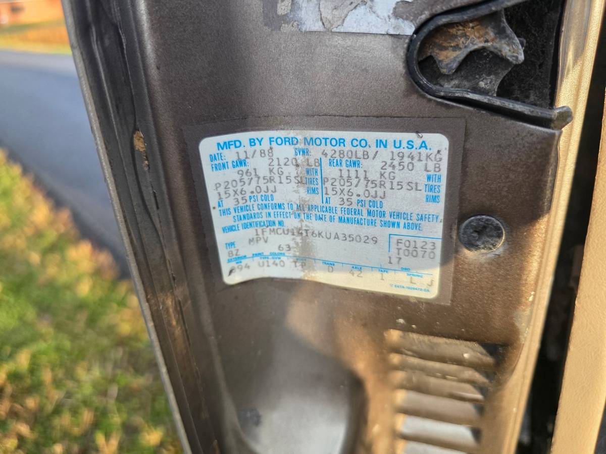 Ford-bronco-ii-xl-1989-brown-6