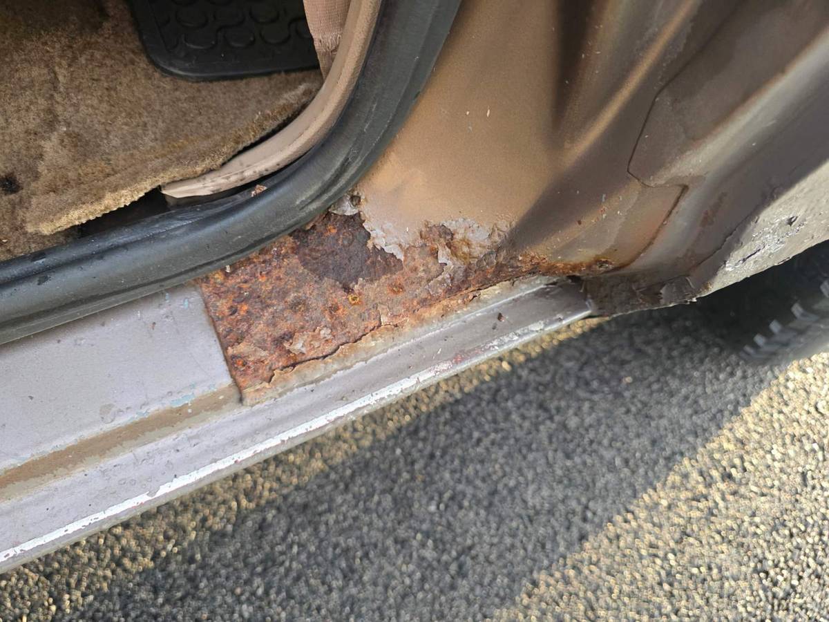 Ford-bronco-ii-xl-1989-brown-7