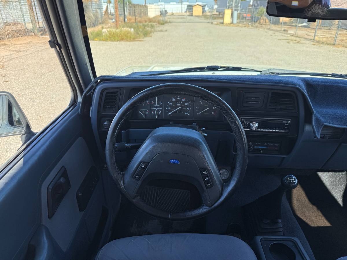 Ford-bronco-ii-xlt-1990-15