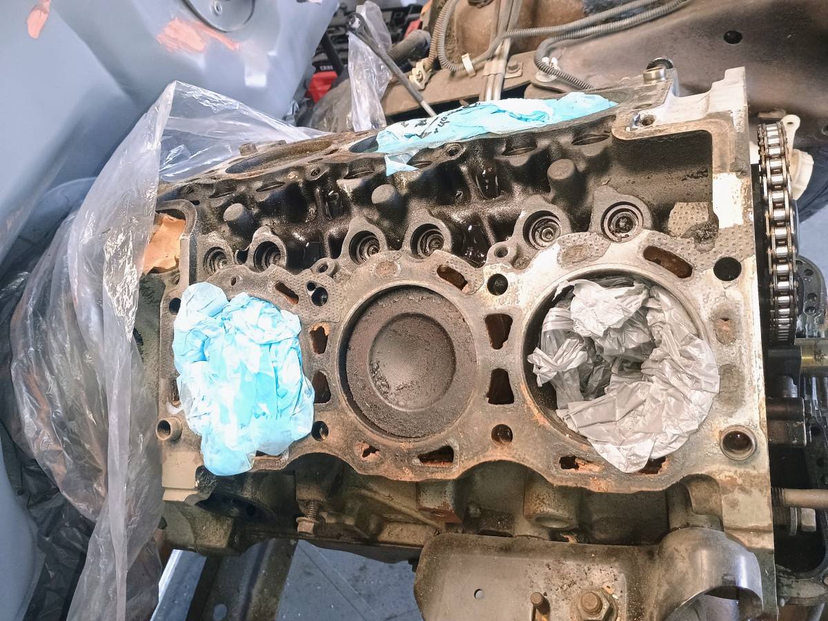 Ford-bronco-ii-xlt-1990-white-11