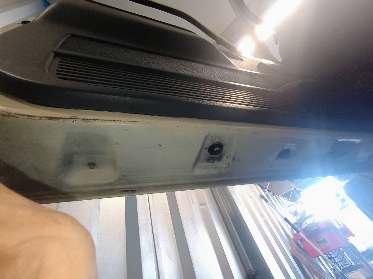 Ford-bronco-ii-xlt-1990-white-14