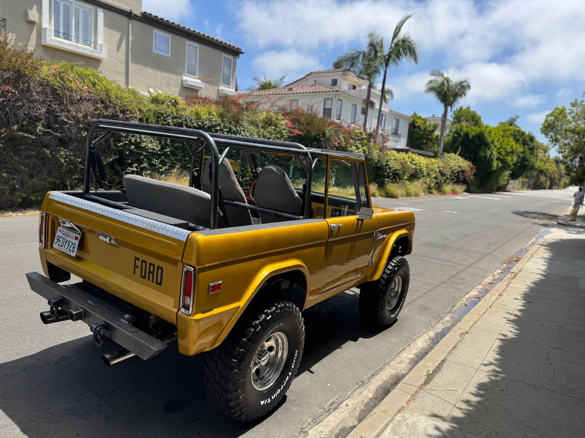 Ford-bronco-sport-1971-custom-13