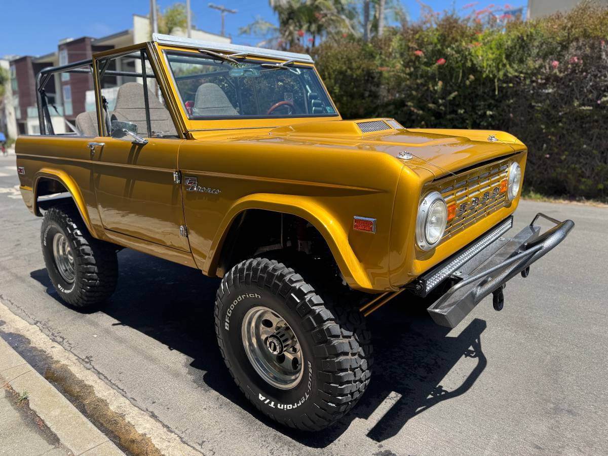 Ford-bronco-sport-1971-custom-2