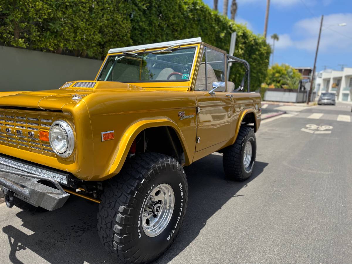 Ford-bronco-sport-1971-custom-4
