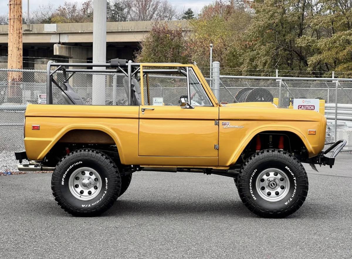 Ford-bronco-sport-1971-custom