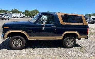 Ford-bronco-xlt-1985-blue-11