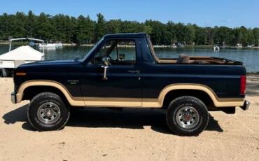 Ford-bronco-xlt-1985-blue-12