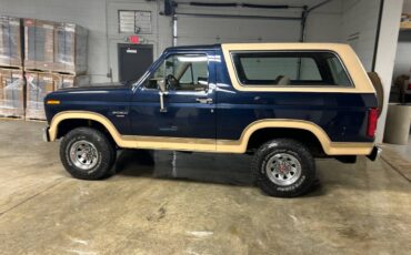 Ford-bronco-xlt-1985-blue-3