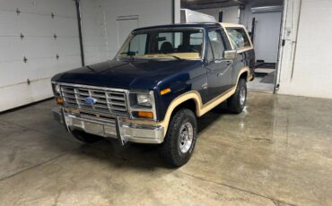 Ford-bronco-xlt-1985-blue