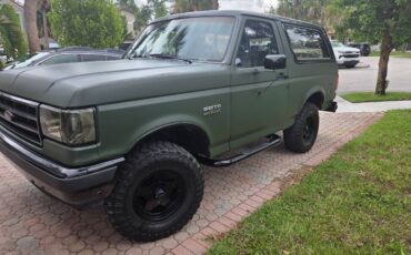 Ford-bronco-xlt-1988-green-10