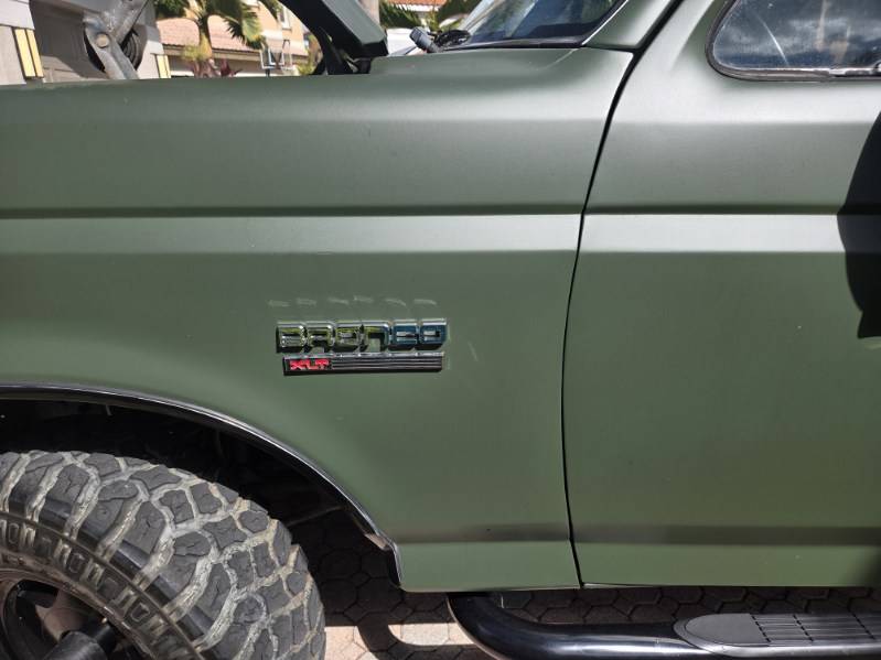 Ford-bronco-xlt-1988-green-7