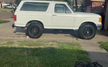 Ford-bronco-xlt-1990-white-15