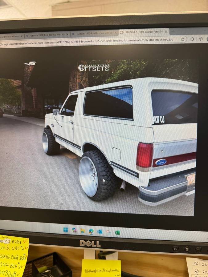 Ford-bronco-xlt-1990-white-19