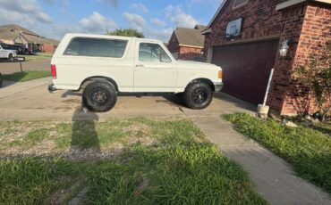 Ford-bronco-xlt-1990-white-22