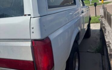 Ford-bronco-xlt-1990-white-7