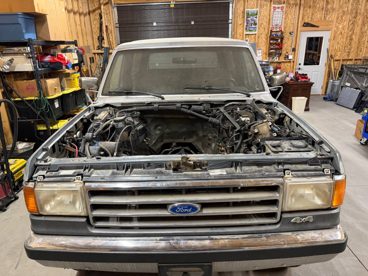 Ford-bronco-xlt-1991-1