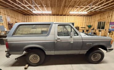 Ford-bronco-xlt-1991-10