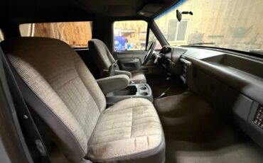 Ford-bronco-xlt-1991-19