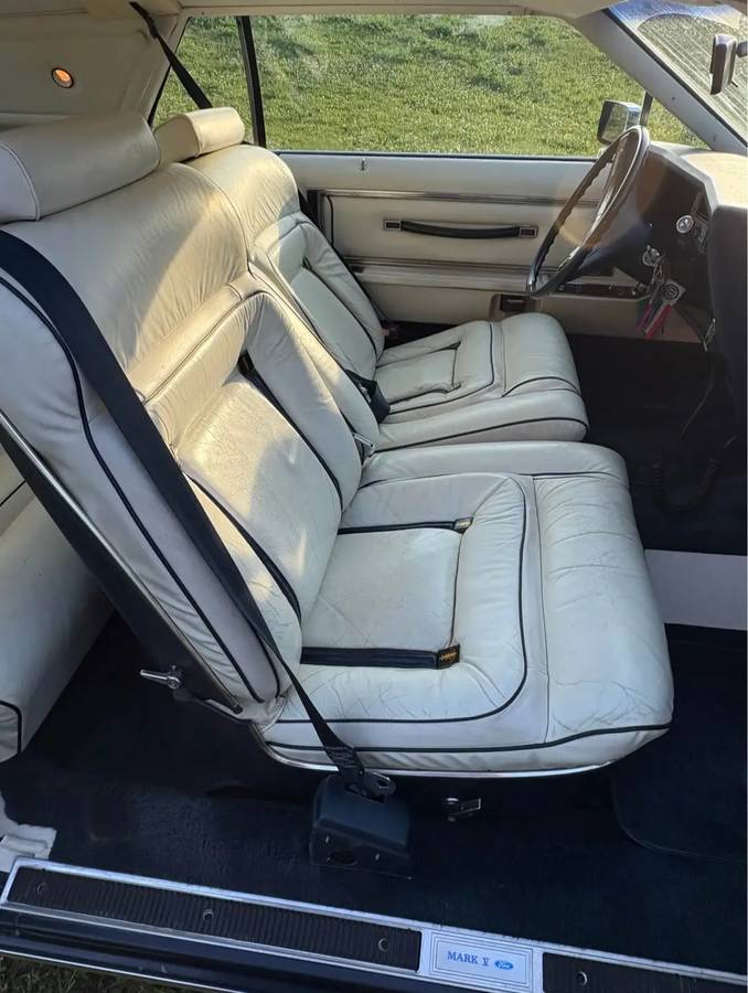 Ford-c6-1974-black-7