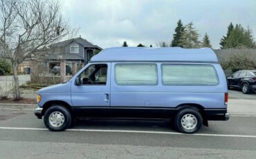 Ford-club-wagon-1995-blue