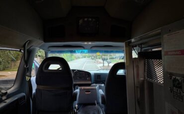 Ford-club-wagon-1995-blue-6