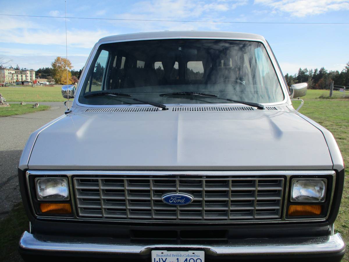 Ford-club-wagon-econoline-1991-4