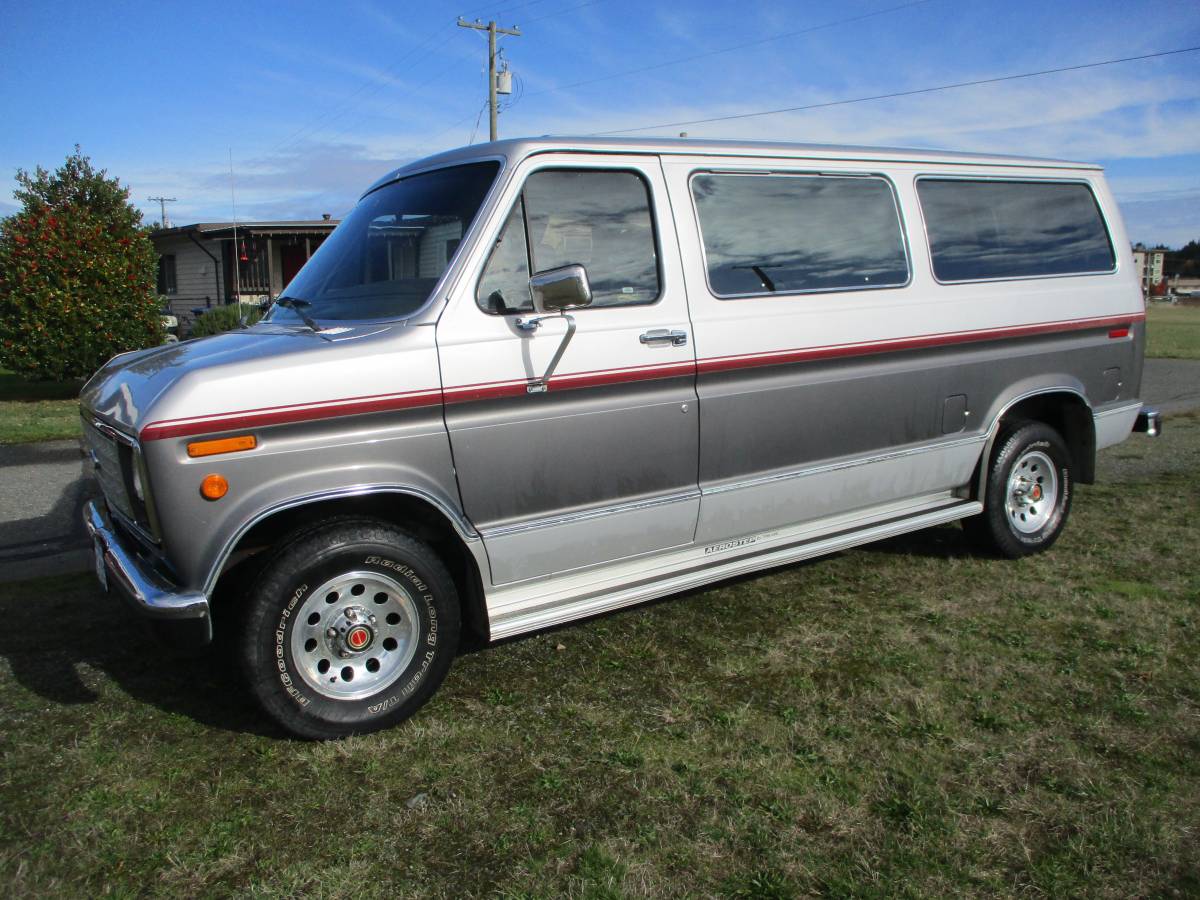 Ford-club-wagon-econoline-1991