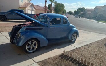 Ford-coupe-1937-blue-1