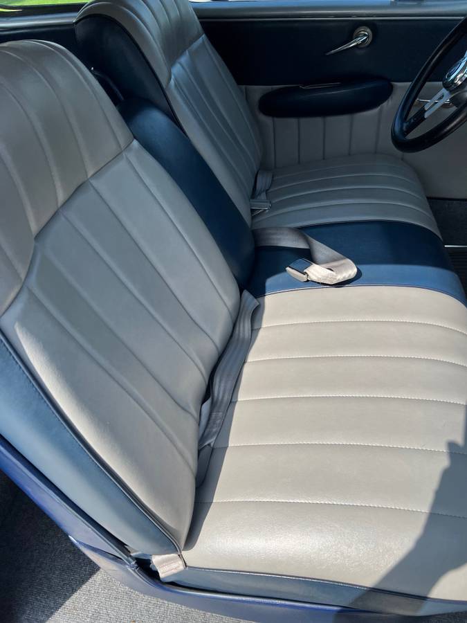 Ford-coupe-1946-blue-7