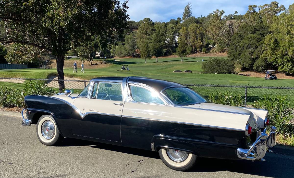 Ford-crown-victoria-1955-11